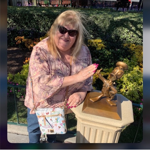 @Kathyswish2003 for My Closet Sales 🛍️🛍️ Who Doesn’t Love A Sale, Right? - Picture 14 of 15